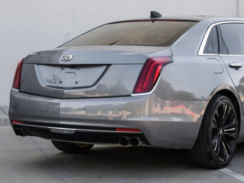Used 2018 Cadillac CT6 Platinum AWD/4WD image 12