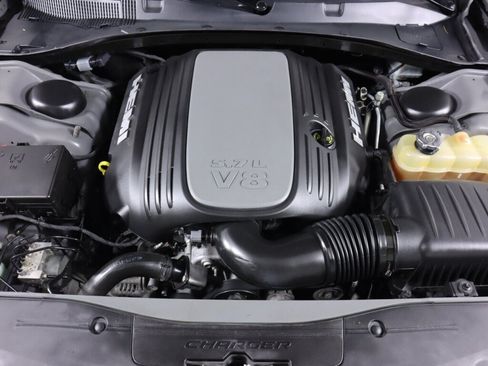 Used 2019 Dodge Charger R/T w/ Blacktop Package RWD image 41