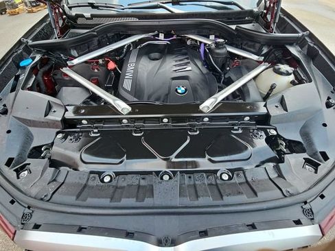 Used 2025 BMW X7 xDrive40i AWD/4WD image 33