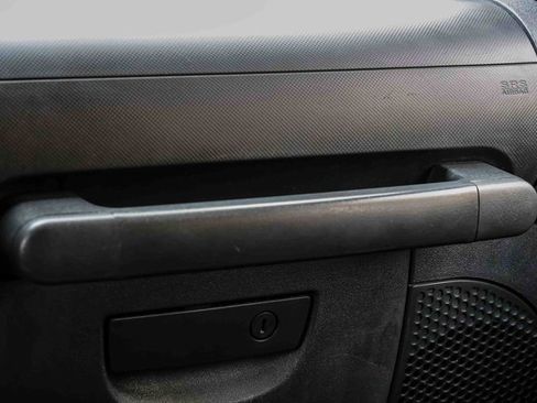 Used 2010 Jeep Wrangler Sport image 15