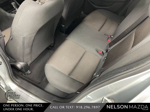 Used 2021 MAZDA MAZDA3 Sedan image 30