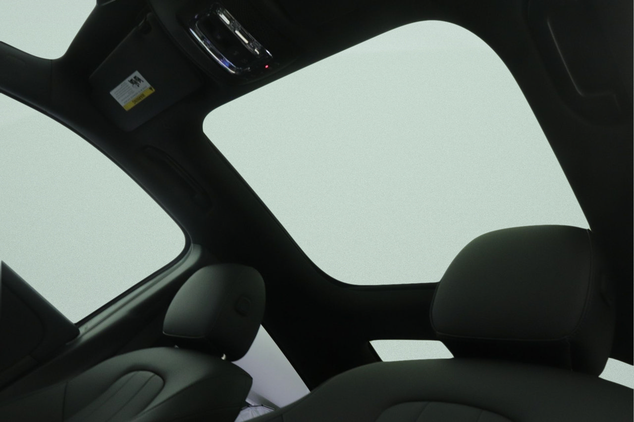 New 2026 Mercedes-Benz GLA 250 image 9