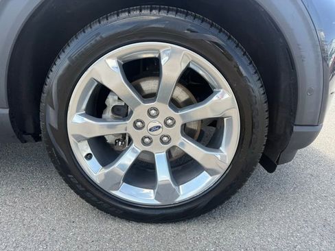 Used 2020 Ford Explorer Platinum w/ Premium Technology Package AWD/4WD image 4