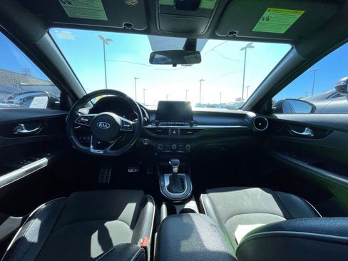 Certified 2021 Kia Forte GT-Line FWD image 30