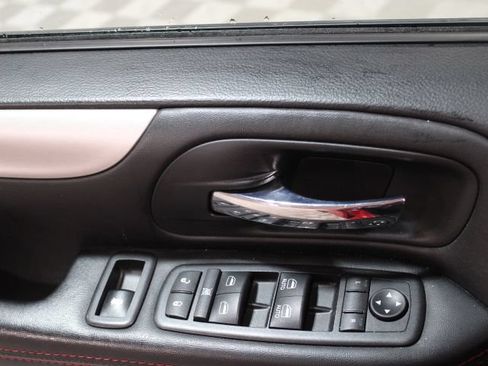 Used 2016 Dodge Grand Caravan R/T FWD image 17