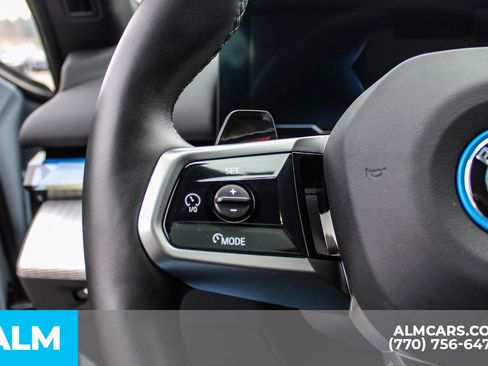 Used 2025 BMW i5 eDrive40i w/ M Sport Package image 27