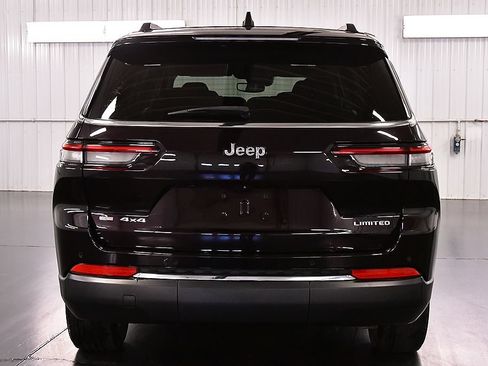 Used 2023 Jeep Grand Cherokee L Limited AWD/4WD image 6