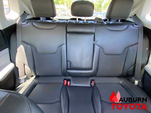Used 2022 Jeep Compass Latitude FWD image 18