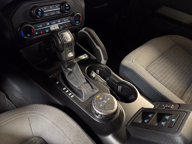 Used 2021 Ford Bronco Outer Banks AWD/4WD image 18