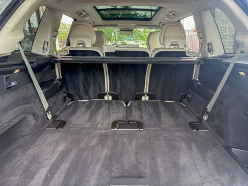 Used 2025 Volvo XC90 B5 Core AWD/4WD image 44