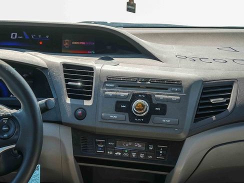 Used 2012 Honda Civic Hybrid Sedan image 14