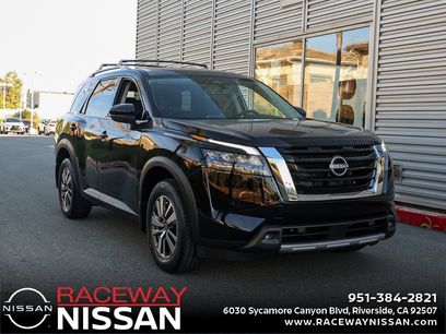 New 2025 Nissan Pathfinder SL
