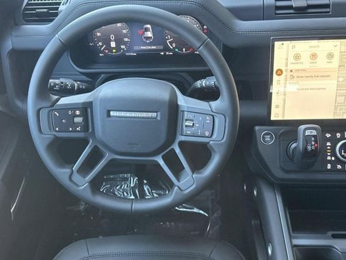 New 2026 Land Rover Defender 110 S AWD/4WD image 15