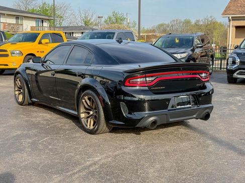 Used 2022 Dodge Charger SRT Hellcat w/ Carbon/Suede Interior Package image 15