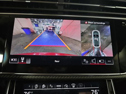 Used 2024 Audi SQ8 Prestige image 24