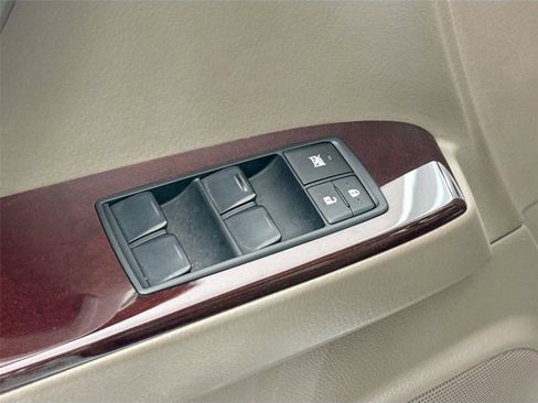 Used 2014 Lexus GX 460 w/ Premium Package AWD/4WD image 29