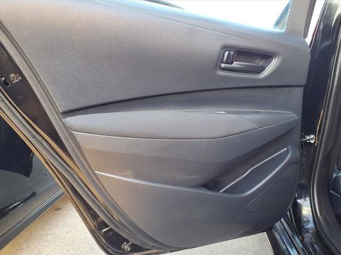 Certified 2025 Toyota Corolla LE image 17