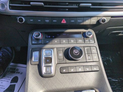 Used 2024 Hyundai Palisade Limited FWD image 22