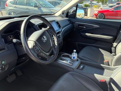 Used 2023 Honda Ridgeline RTL-E image 3