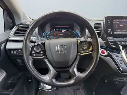 Used 2023 Honda Odyssey Elite image 12
