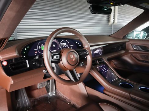 Certified 2026 Porsche Taycan 4S AWD/4WD image 4