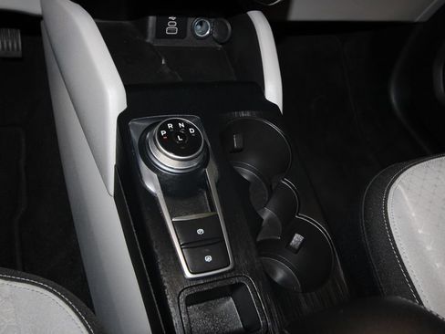 Used 2024 Ford Escape Active w/ Tech Pack #2 AWD/4WD image 17
