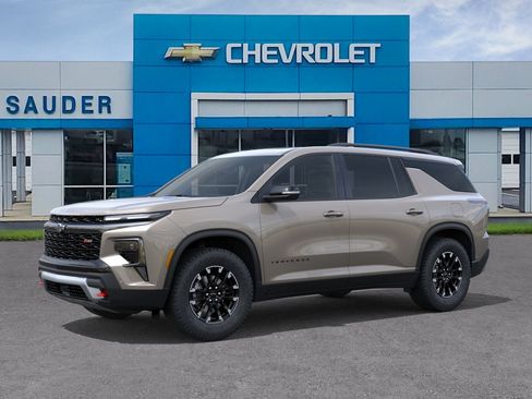 New 2026 Chevrolet Traverse Z71 w/ Enhanced Driving Package AWD/4WD image 2