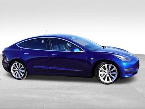 Used 2019 Tesla Model 3 Long Range image 3
