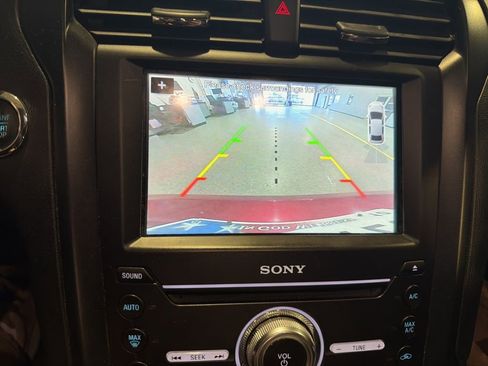 Used 2017 Ford Fusion Sport w/ Equipment Group 401A image 8