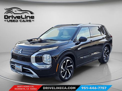 Used 2024 Mitsubishi Outlander SEL image 1