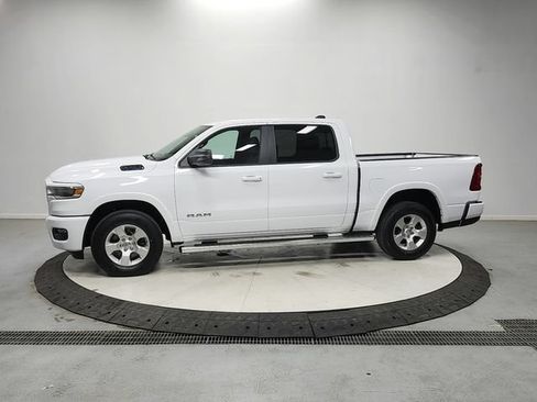 Used 2025 RAM 1500 Big Horn AWD/4WD image 4