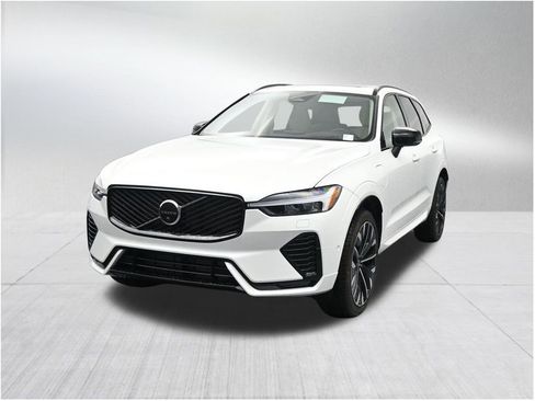 New 2026 Volvo XC60 T8 Ultra w/ Protection Package Premier AWD/4WD image 8