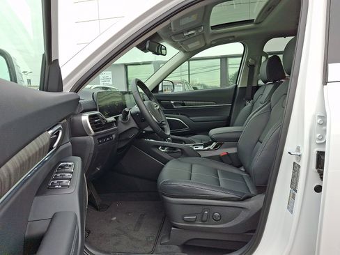 New 2025 Kia Telluride EX w/ EX Captain's Chair Package image 10