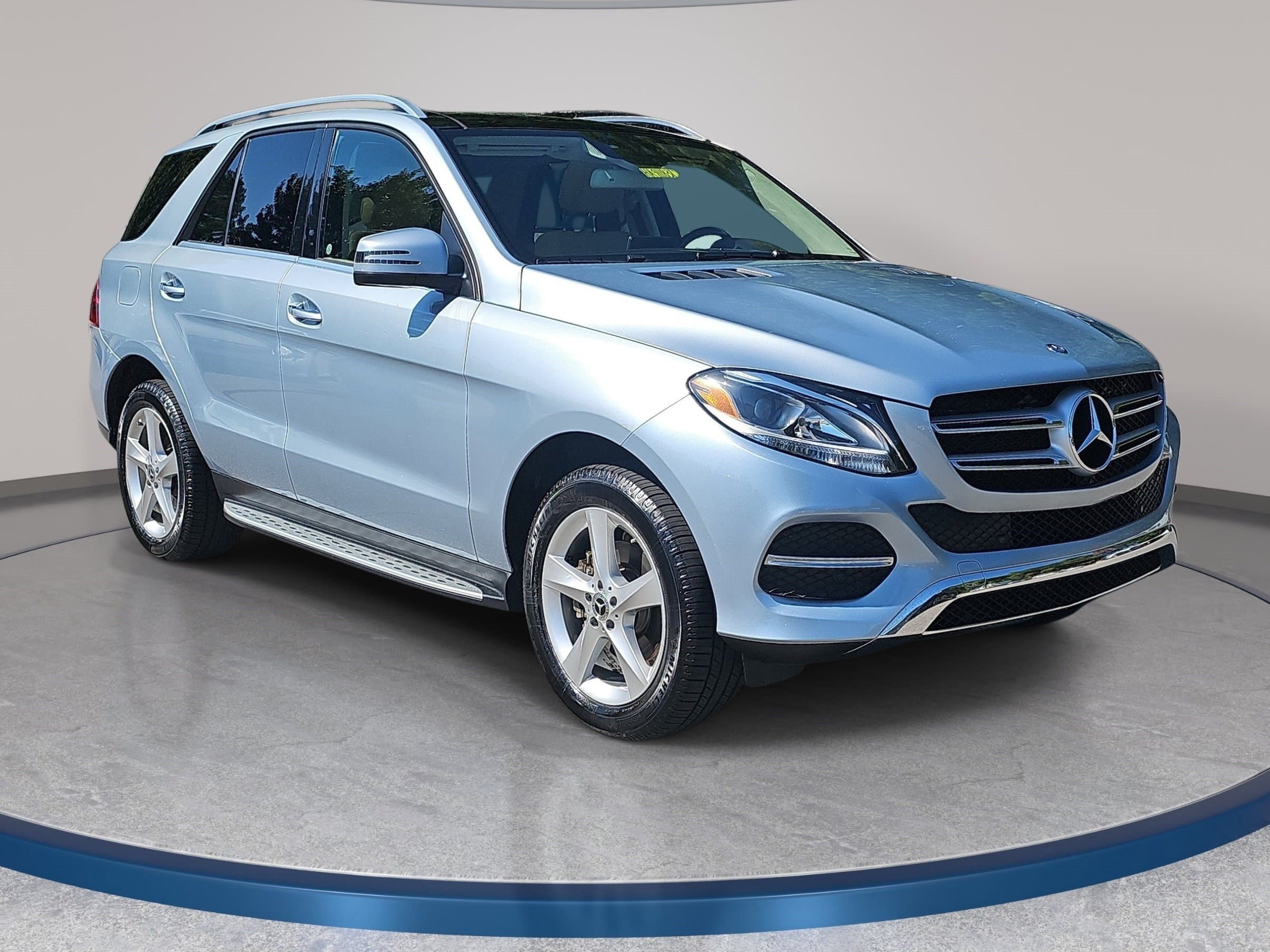 Used 2017 Mercedes-Benz GLE 350 image 3