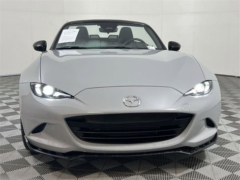 Certified 2025 MAZDA MX-5 Miata Club image 3