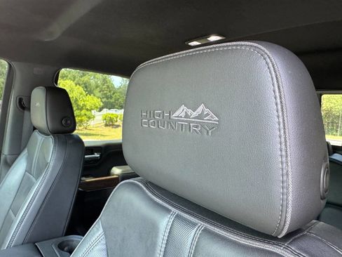 Used 2020 Chevrolet Silverado 1500 High Country w/ Safety Package II RWD image 43