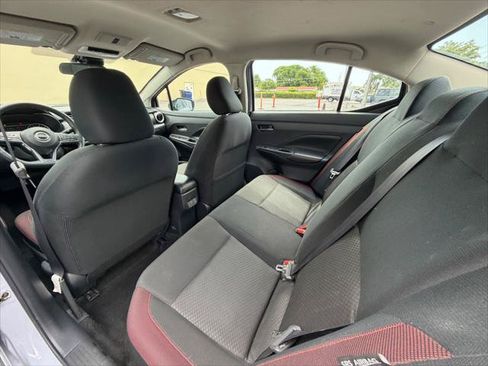 Used 2024 Nissan Versa SR FWD image 18