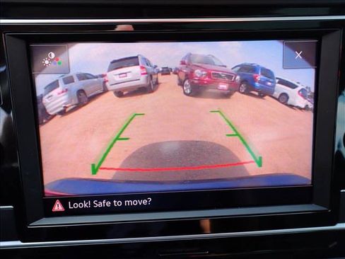 Used 2021 Volkswagen Jetta SE w/ SE Cold Weather Package FWD image 21