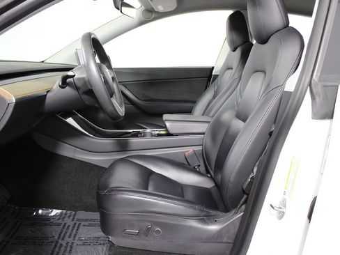 Used 2021 Tesla Model Y Long Range AWD/4WD image 8