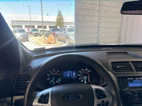 Used 2012 Ford Explorer FWD image 22