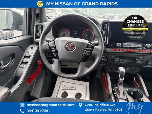 Used 2025 Nissan Frontier PRO-4X w/ Interior Protection Package AWD/4WD image 14