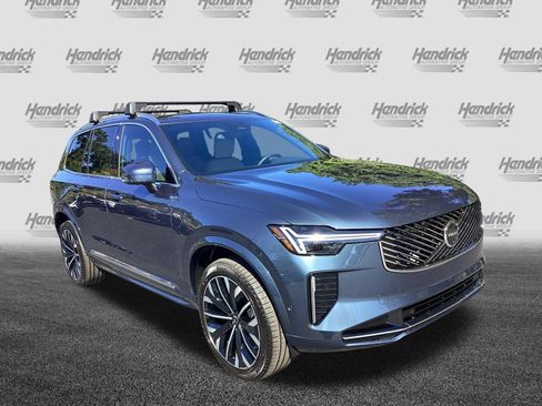 Certified 2026 Volvo XC90 B6 Plus w/ Protection Package Premier AWD/4WD image 2