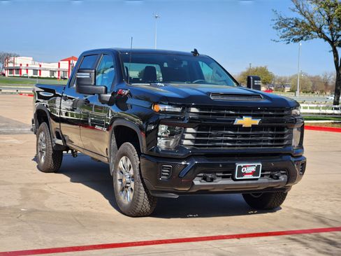 New 2026 Chevrolet Silverado 2500 Custom w/ Custom Value Package image 2