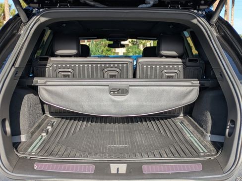 Certified 2023 Cadillac XT5 Premium Luxury w/ LPO, Floor Liner Package image 11