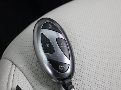 Certified 2025 Hyundai Tucson SEL image 30