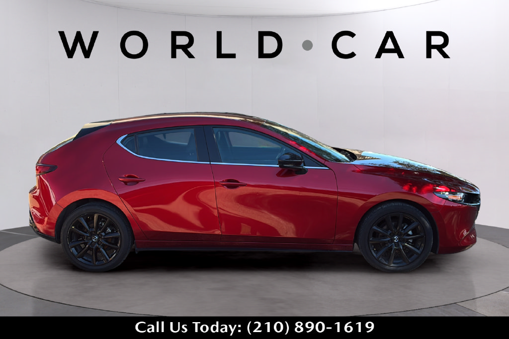 Used 2024 MAZDA MAZDA3 s FWD image 2