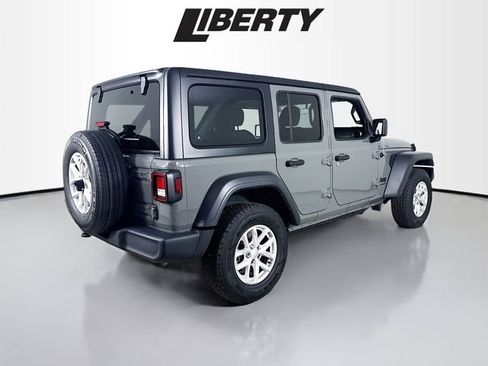 Used 2023 Jeep Wrangler Sport S image 7