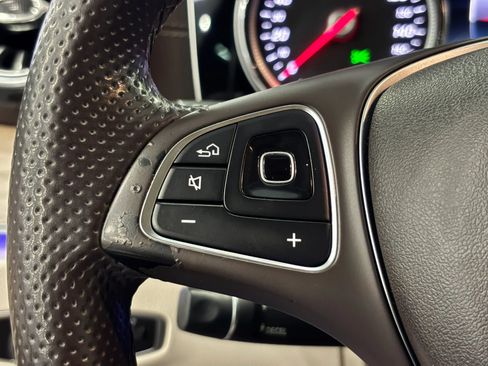 Used 2018 Mercedes-Benz E 400 Coupe image 24