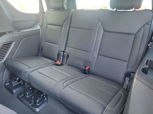 New 2026 GMC Yukon Denali image 13