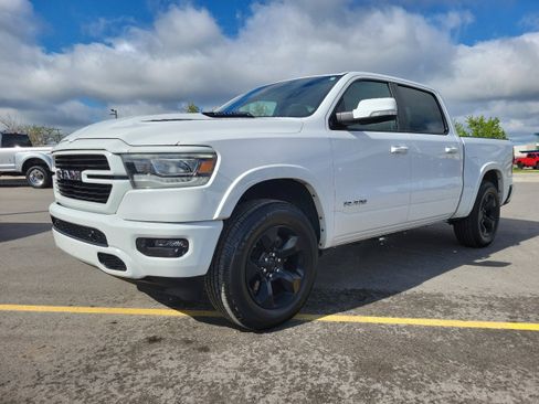 Used 2021 RAM 1500 Laramie w/ Sport Appearance Package AWD/4WD image 2
